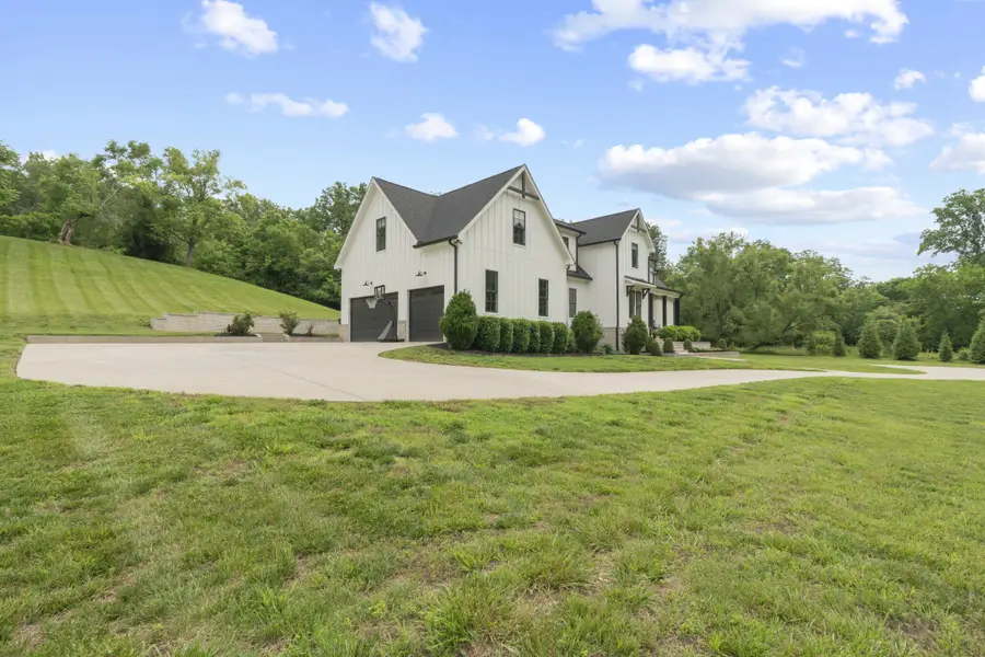 835 Hogans Branch Rd, Hendersonville, TN 37075 - #2