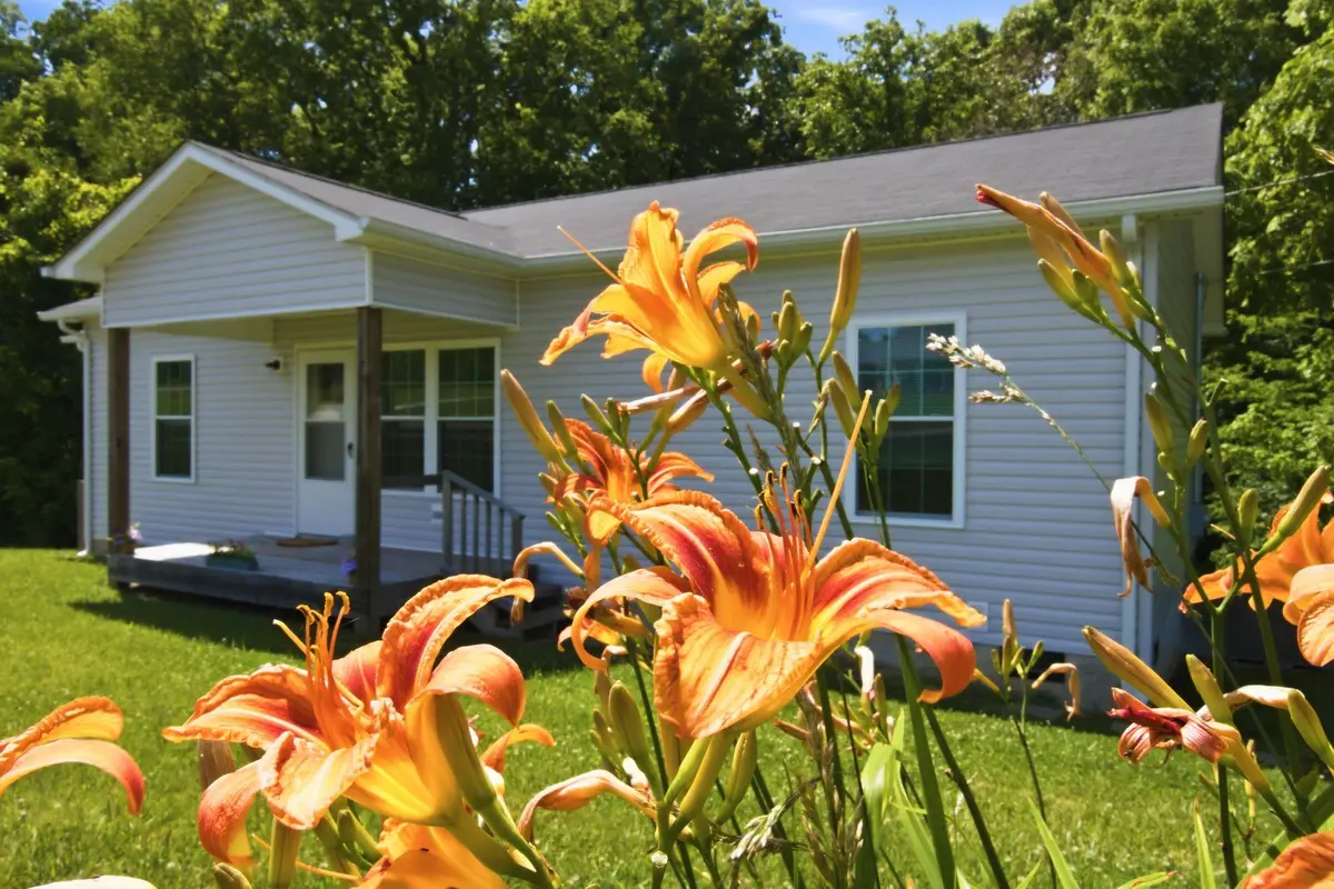781 Sparta St, Spencer, TN 38585 - #1