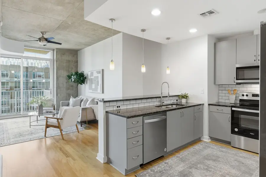 301 Demonbreun St #1917, Nashville, TN 37201 - #3