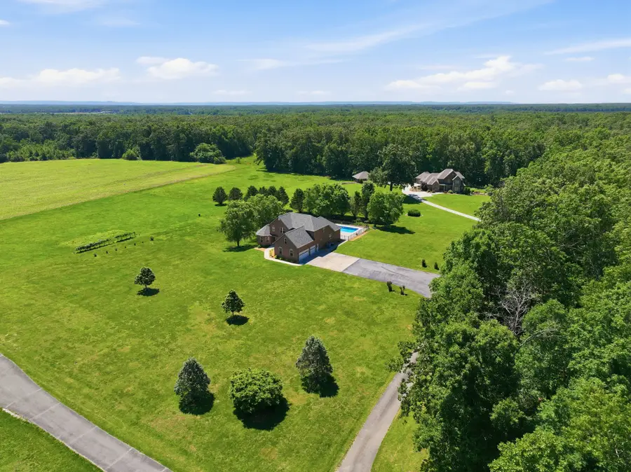 180 Gilliam Ln, Tullahoma, TN 37388 - #3
