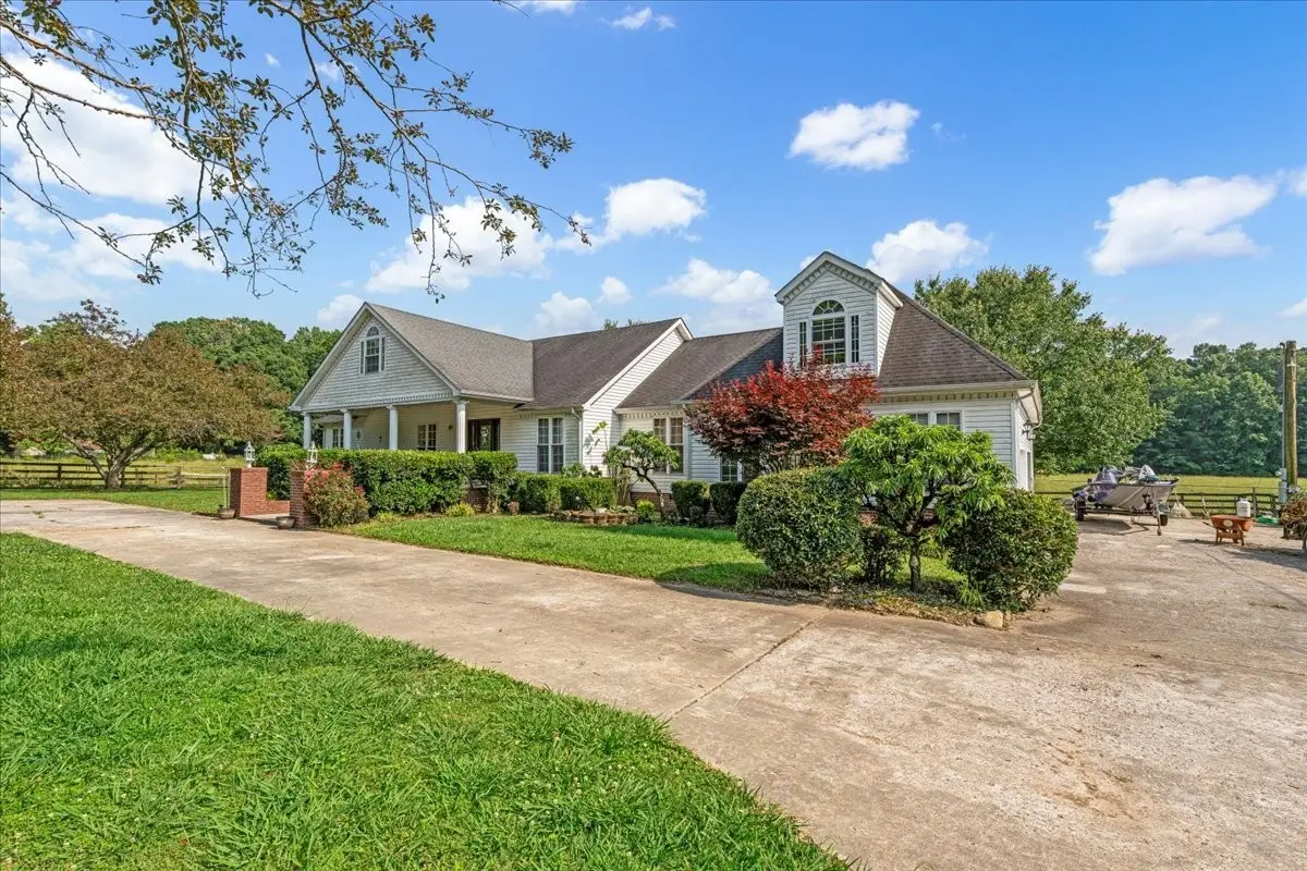 431 Jack Thomas Dr, Manchester, TN 37355 - #1