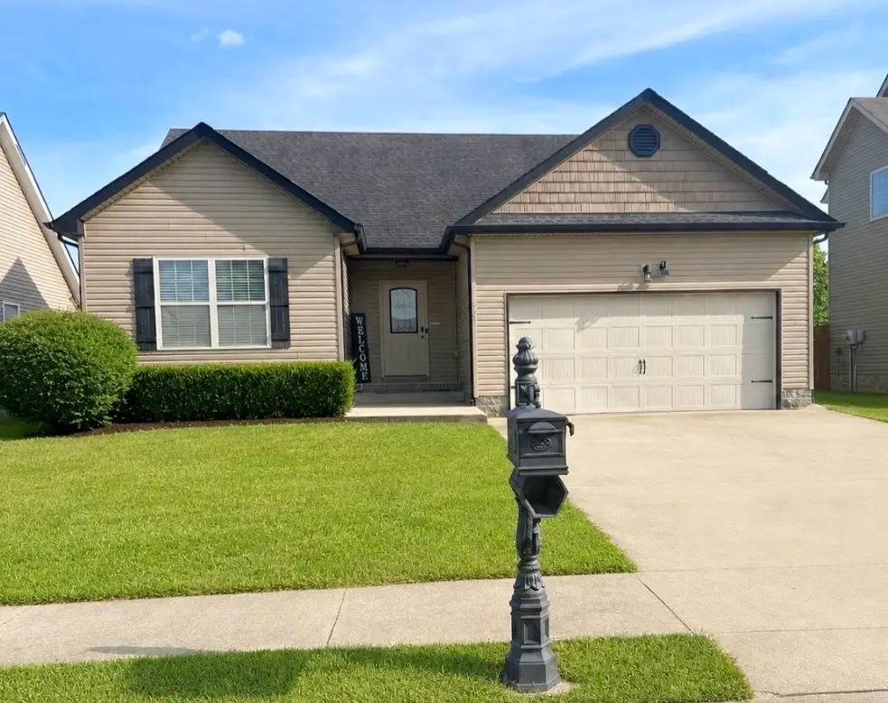 502 Falkland Cir, Clarksville, TN 37042 - #1