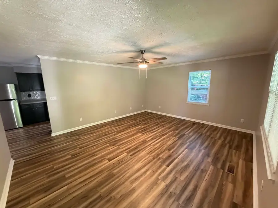 716 Mountain View Dr, Morrison, TN 37357 - #3