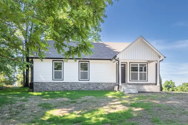 1181 Hilltop Drive, Pulaski, TN 38478