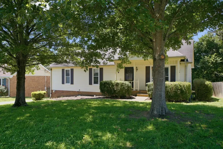 3325 Country Ridge Dr, Antioch, TN 37013 - #2