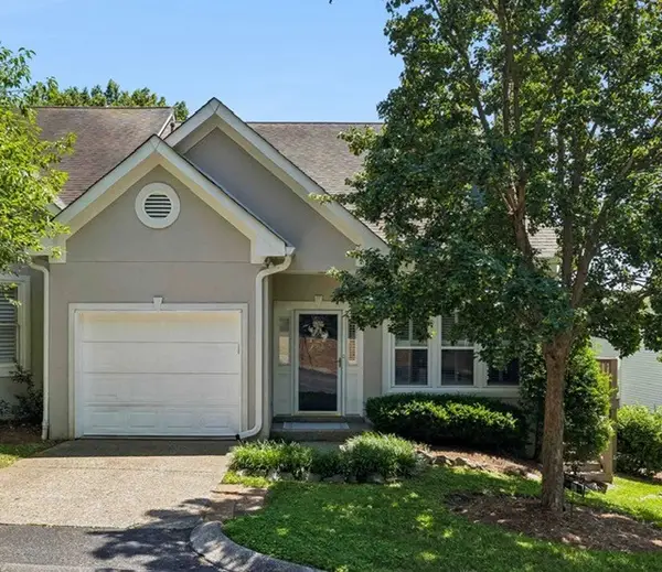 120 Hicks Rd, Nashville, TN 37221