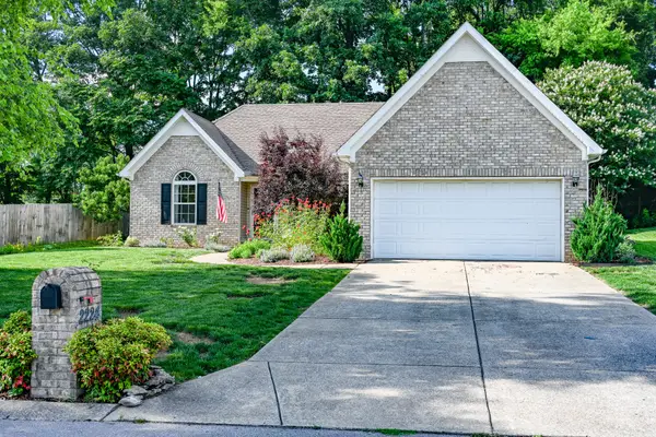2224 Dewey Dr, Spring Hill, TN 37174