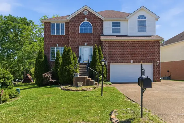 328 Moonwater Ct, Hermitage, TN 37076