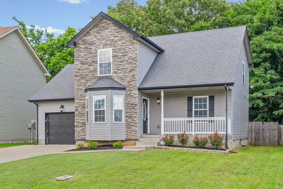 654 Fox Hound Dr, Clarksville, TN 37040 - #3