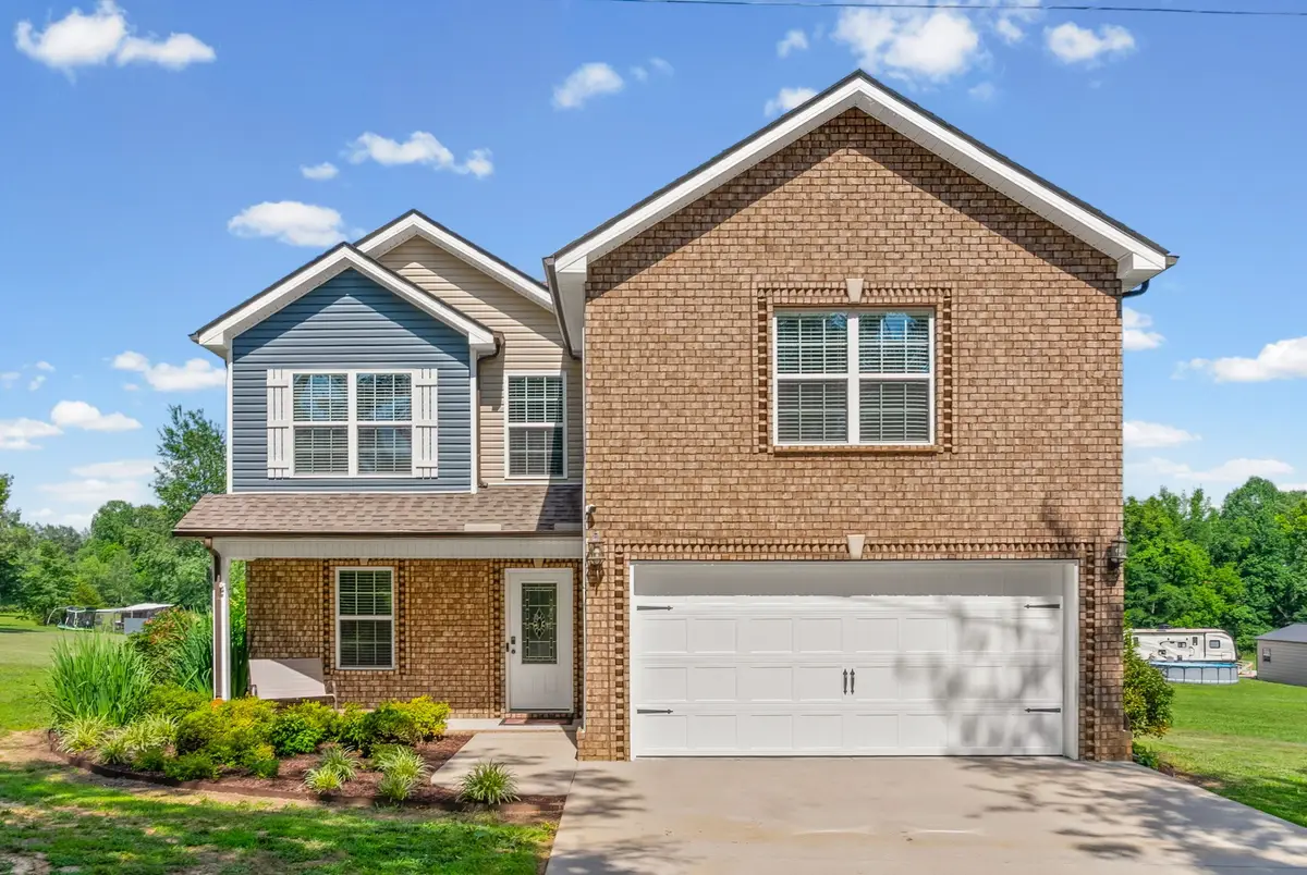 3701 Chapel Hill Rd, Clarksville, TN 37040 - #1