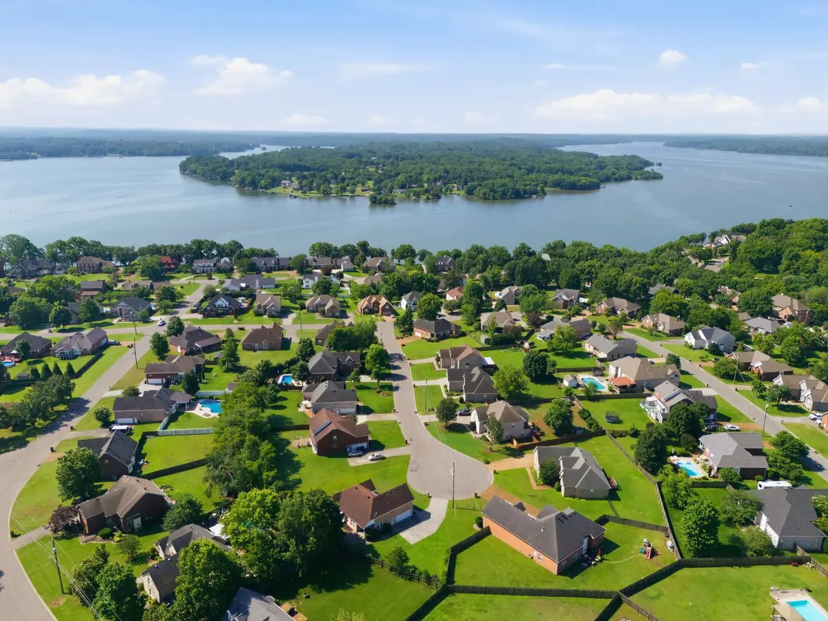 108 Strathmore Ct, Hendersonville, TN 37075 - #1
