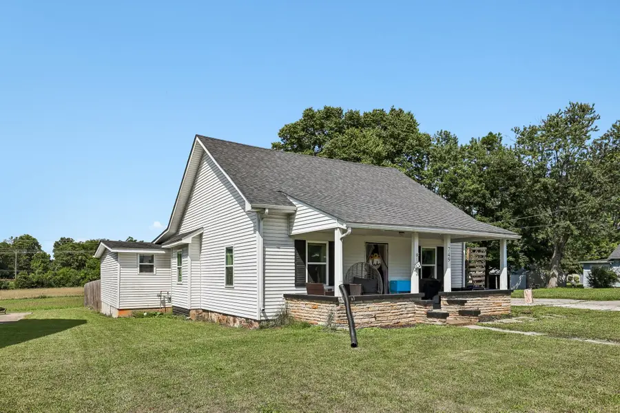 749 N Main St, Russellville, KY 42276 - #3