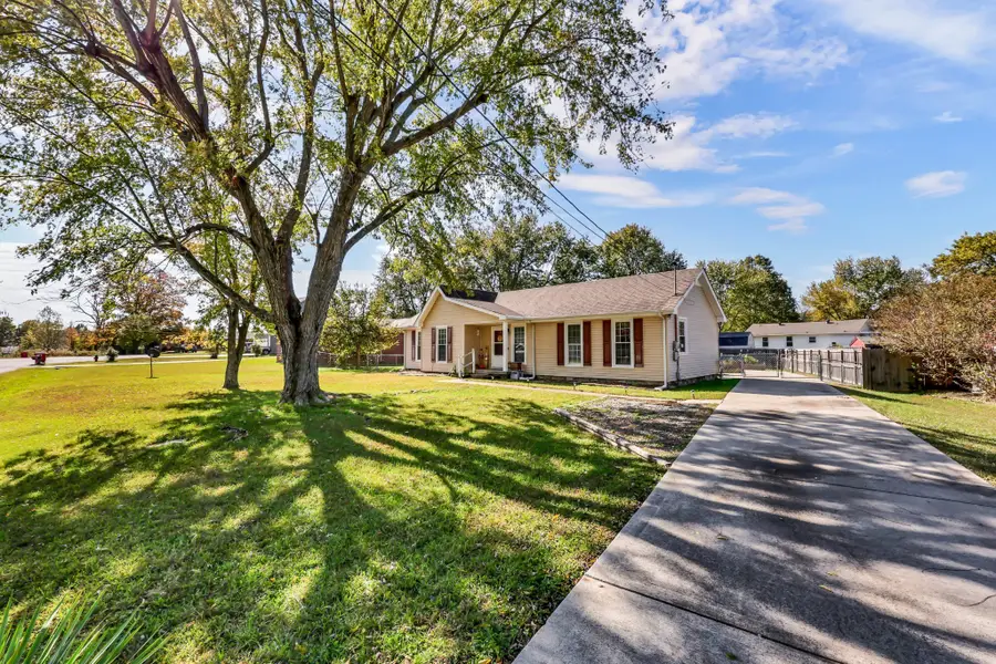 304 Buckingham Pl, Clarksville, TN 37042 - #3