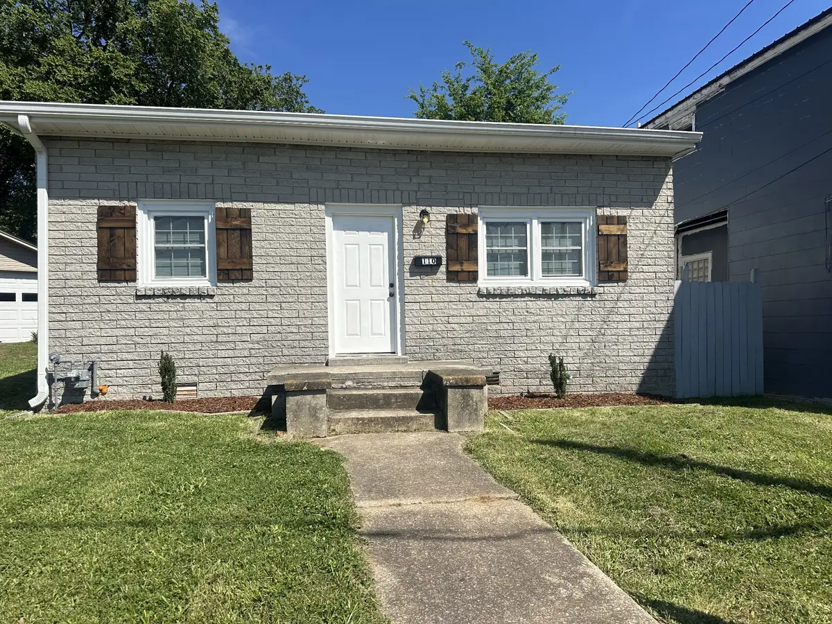 110 S Virginia St, Hopkinsville, KY 42240 - #1