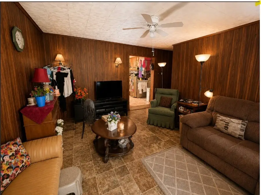 429 Chestnut St, Friendship, TN 38034 - #2