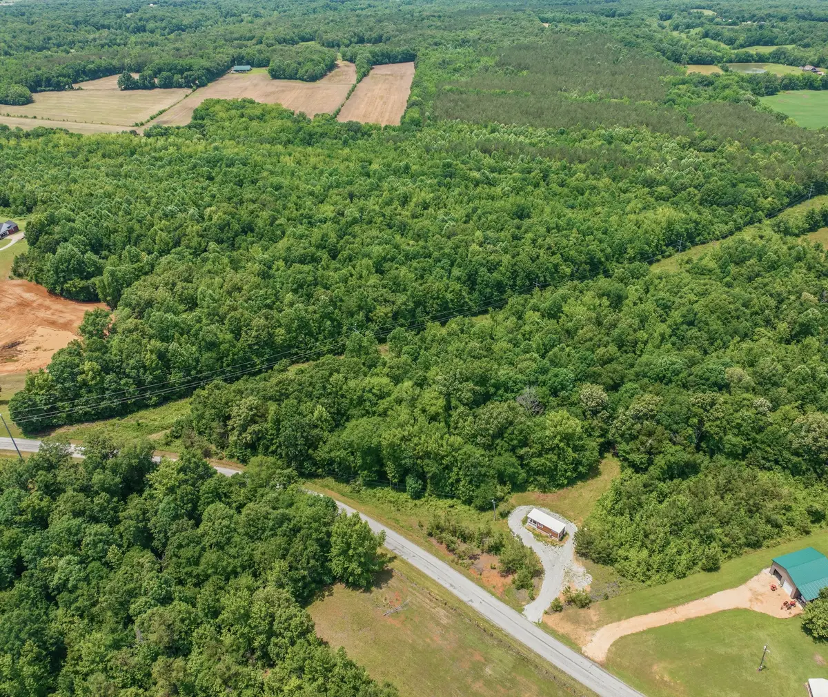 800 Smith Chapel Rd, Decaturville, TN 38329 - #1