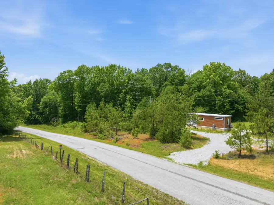 800 Smith Chapel Rd, Decaturville, TN 38329 - #2