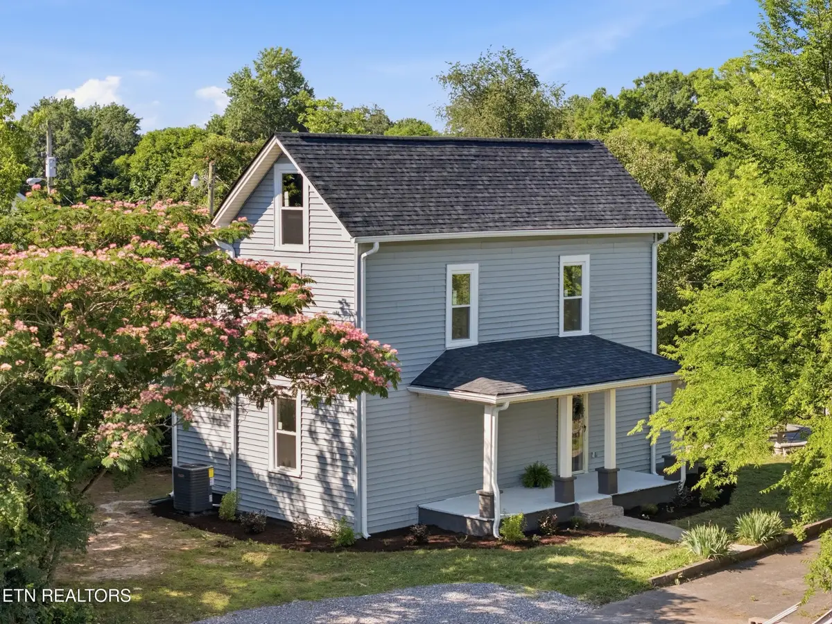 315 Poplar St, Lenoir City, TN 37771 - #1