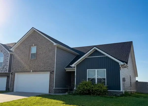 917 Burley Barn Rd, Clarksville, TN 37042
