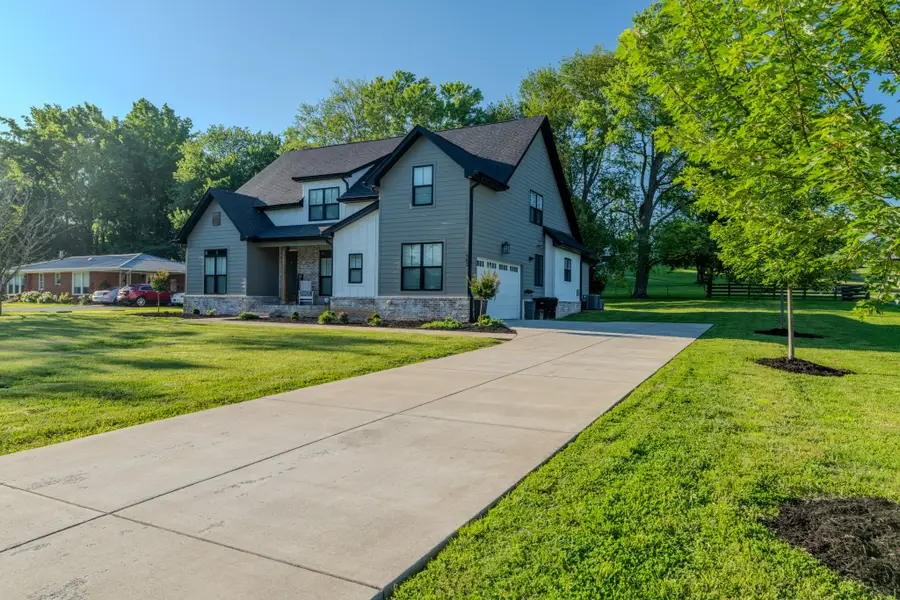 502 Allisona Rd, Eagleville, TN 37060 - #2