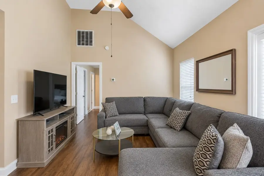 1420 Journey Dr, Murfreesboro, TN 37130 - #2