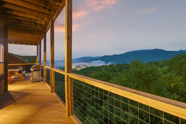 1219 Ski View Drive, Gatlinburg, TN 37738