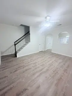 609 Cashmere Dr, Thompsons Station, TN 37179 - #2
