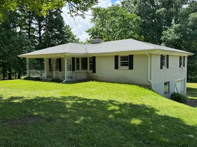 9296 Old Locust Creek Rd, Bon Aqua, TN 37025 - #2