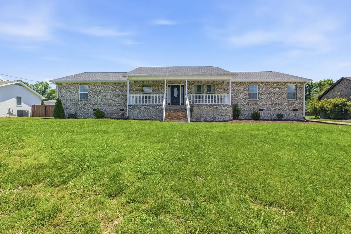 505 Stonehenge Dr, Lebanon, TN 37090 - #1