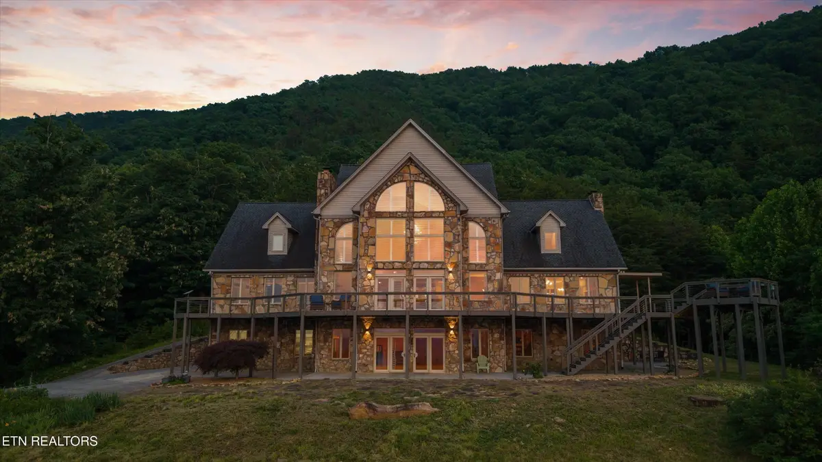 3771 Eagle Ridge Rd, Maryville, TN 37803 - #1