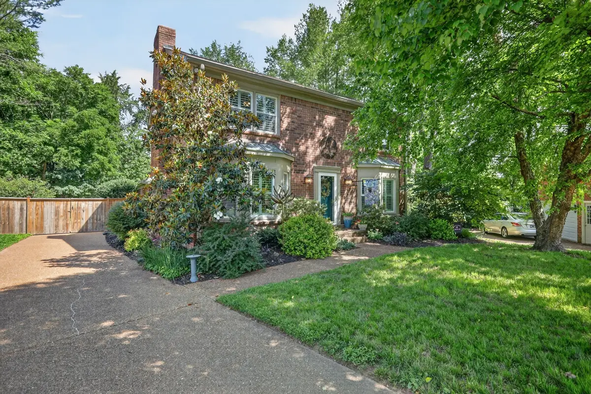 301 W Chownings Ct, Franklin, TN 37064 - #1