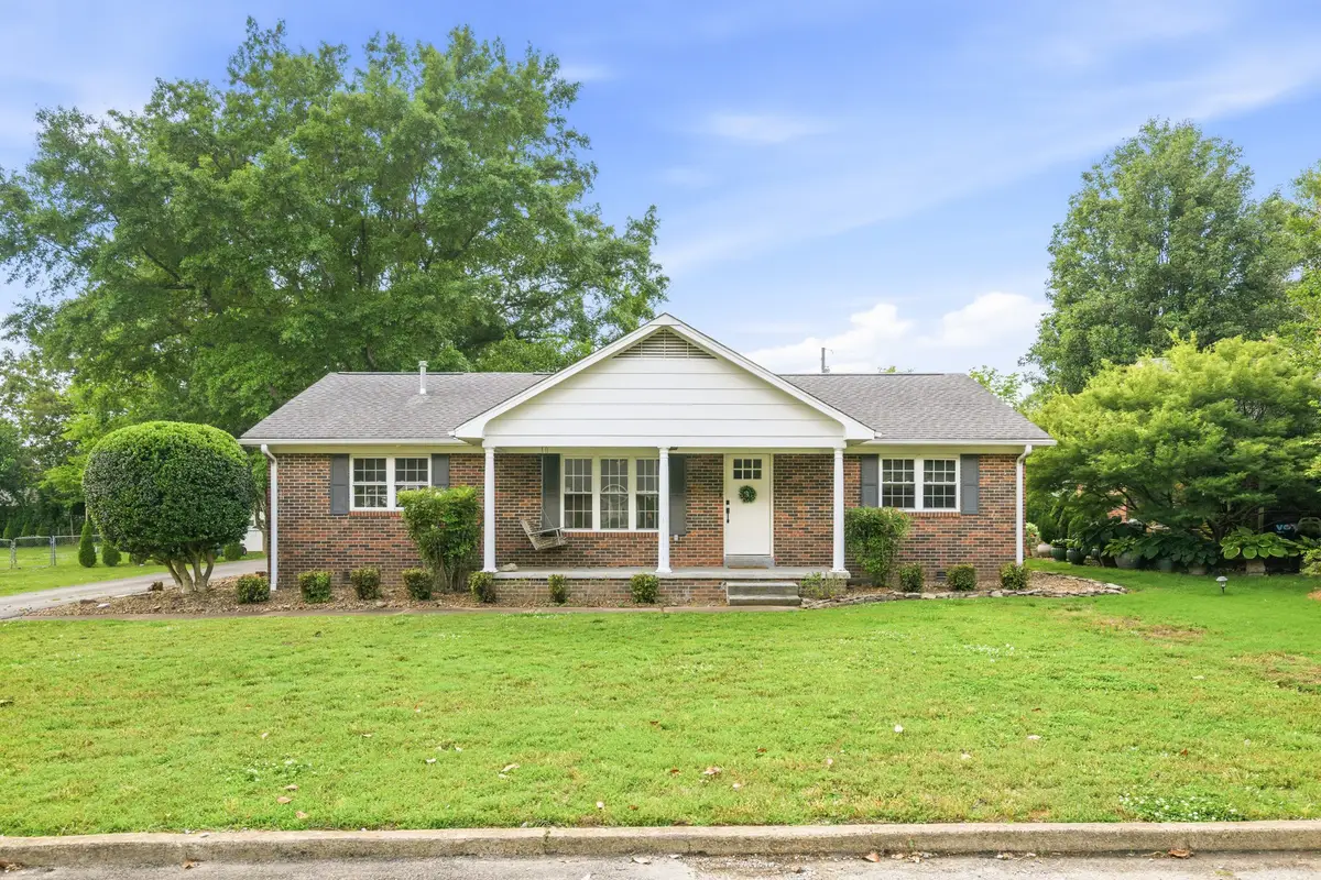 169 Dixie St, Lexington, TN 38351 - #1
