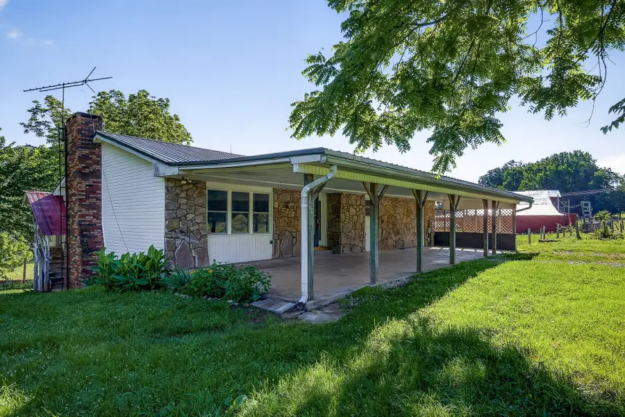 5267 E Green Hill Rd, Rock Island, TN 38581 - #2