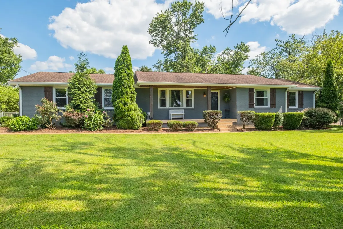 112 Crosby Dr, Hendersonville, TN 37075 - #1