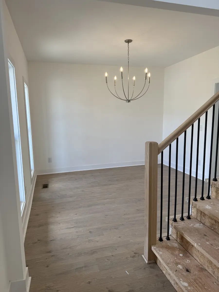 3012 Timberdale Dr, Clarksville, TN 37042 - #2