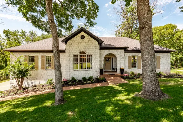 908 E Cynthia Trl, Goodlettsville, TN 37072