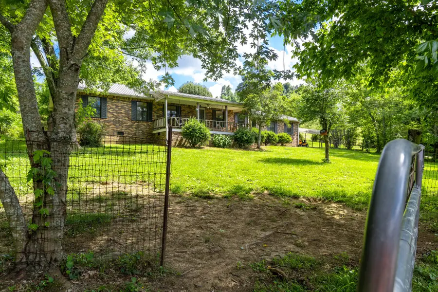 441 Hawthorne Hill Rd, Shelbyville, TN 37160 - #3