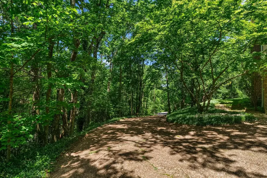 1102 Brentwood Ln, Brentwood, TN 37027 - #3