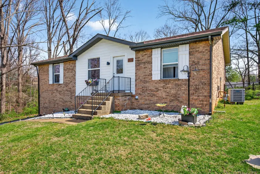 1287 Jostin Dr, Clarksville, TN 37040 - #2