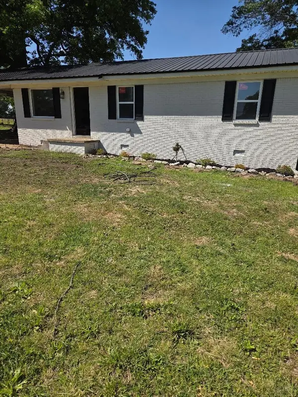 53 Scarbrough East Ave, Friendship, TN 38034
