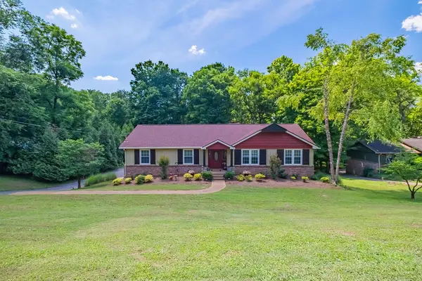 104 Trout Valley Dr, Hendersonville, TN 37075