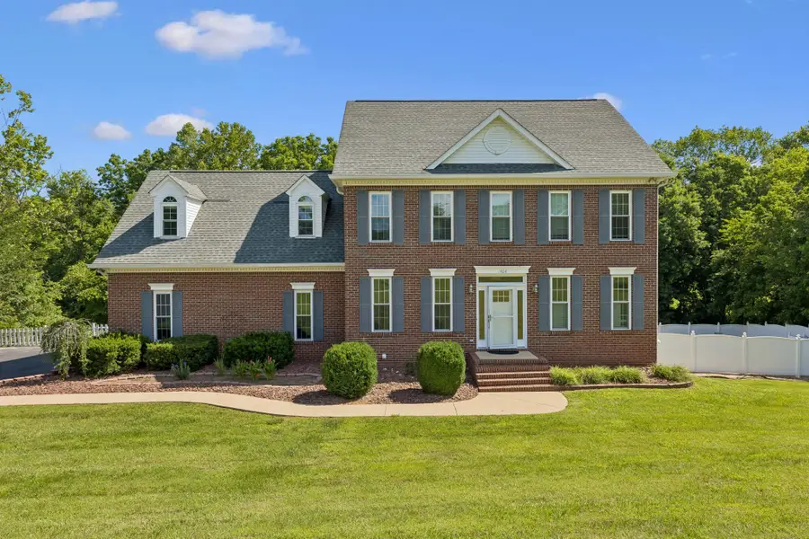 1404 Brook Dr, Columbia, TN 38401 - #2