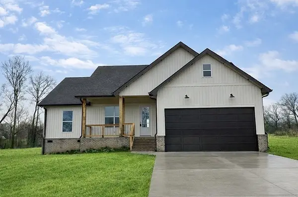 134 Lightfoot Ln, Estill Springs, TN 37330