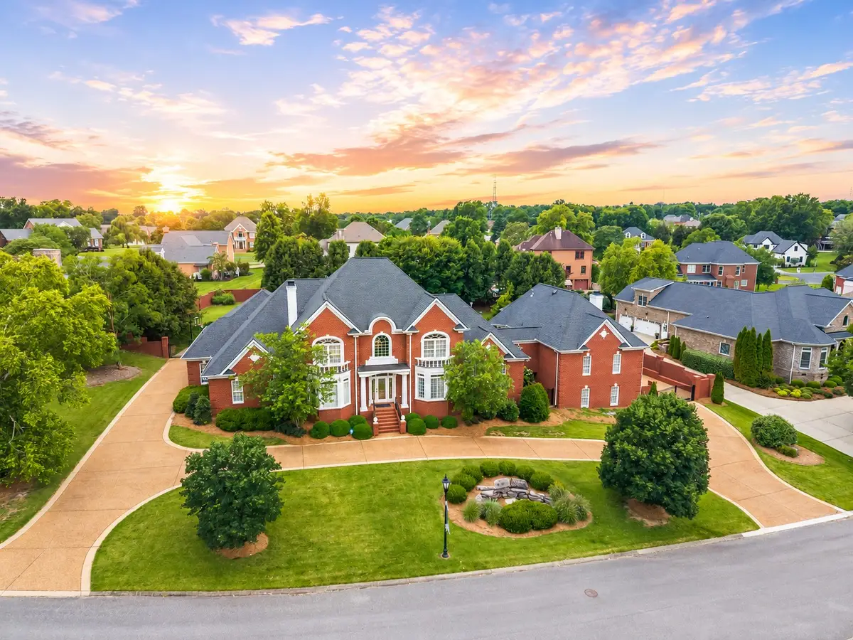 107 Mimosa Dr, Gallatin, TN 37066 - #1