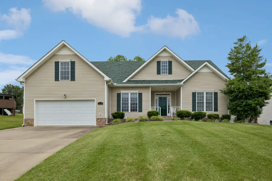 632 Clydesdale Ct, Clarksville, TN 37043 - #2