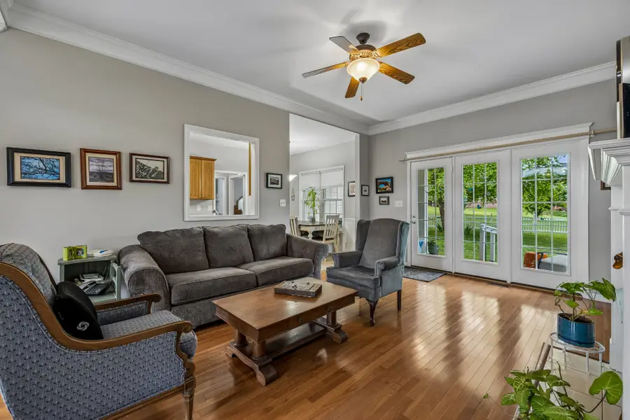 632 Clydesdale Ct, Clarksville, TN 37043 - #3