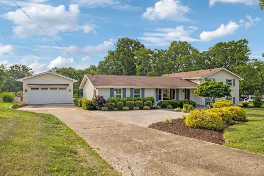 192 Cherokee Rd, Hendersonville, TN 37075 - #3