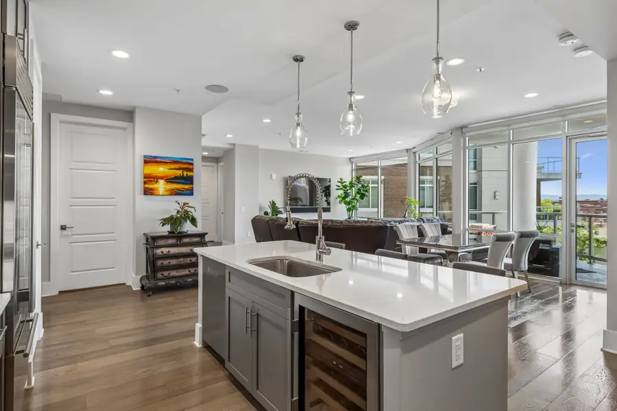 20 Rutledge St #504, Nashville, TN 37210 - #3