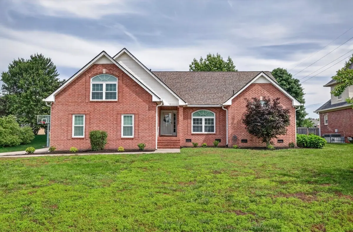 518 Redstone Dr, Gallatin, TN 37066 - #1