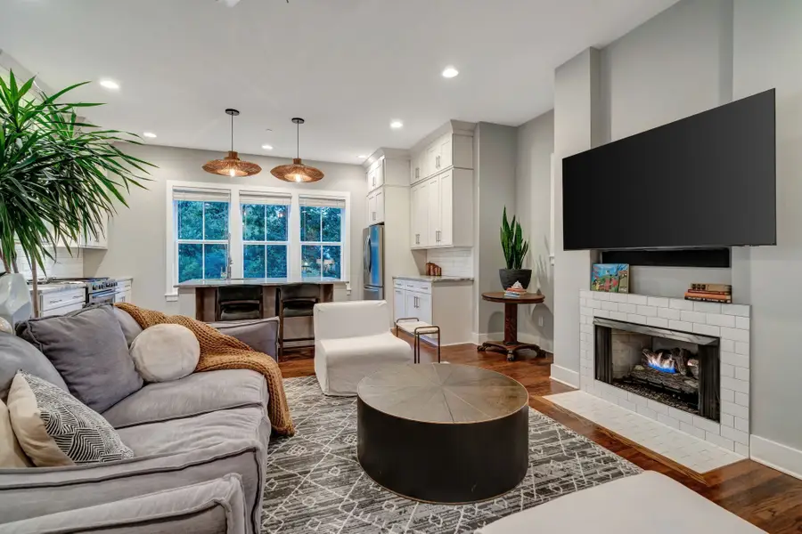 805 S 19th St, Nashville, TN 37206 - #3